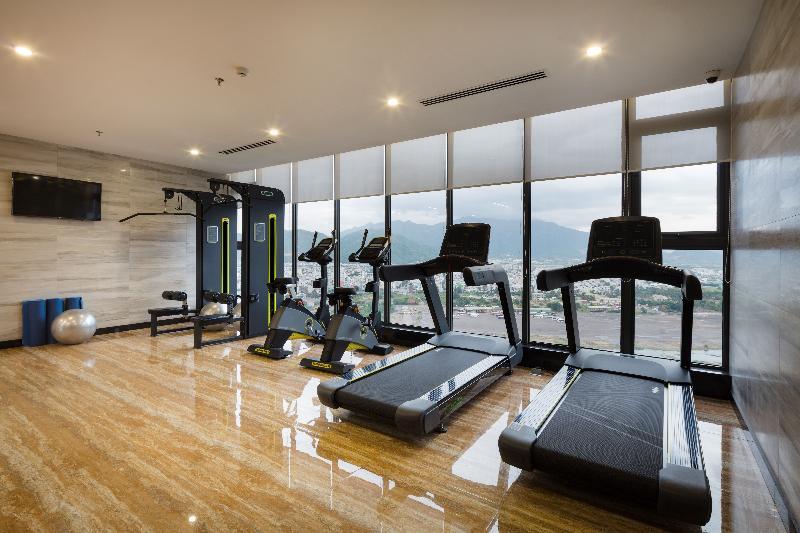 Emerald Bay Nha Trang Hotel And Spa Екстер'єр фото