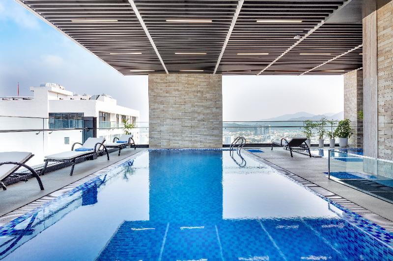 Emerald Bay Nha Trang Hotel And Spa Екстер'єр фото