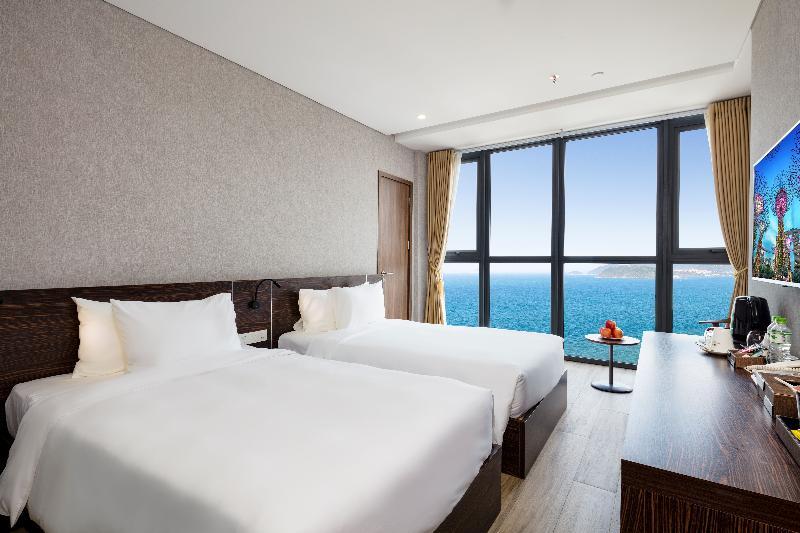 Emerald Bay Nha Trang Hotel And Spa Екстер'єр фото