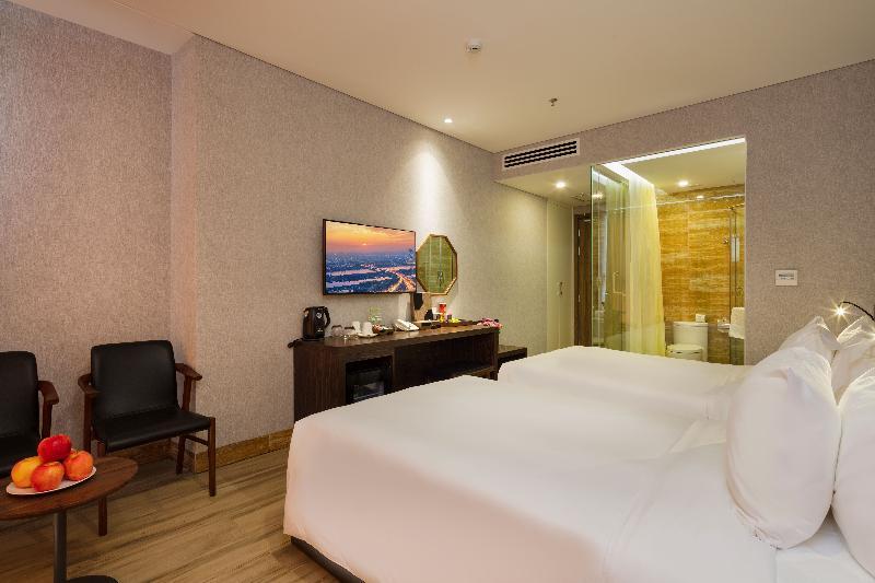 Emerald Bay Nha Trang Hotel And Spa Екстер'єр фото